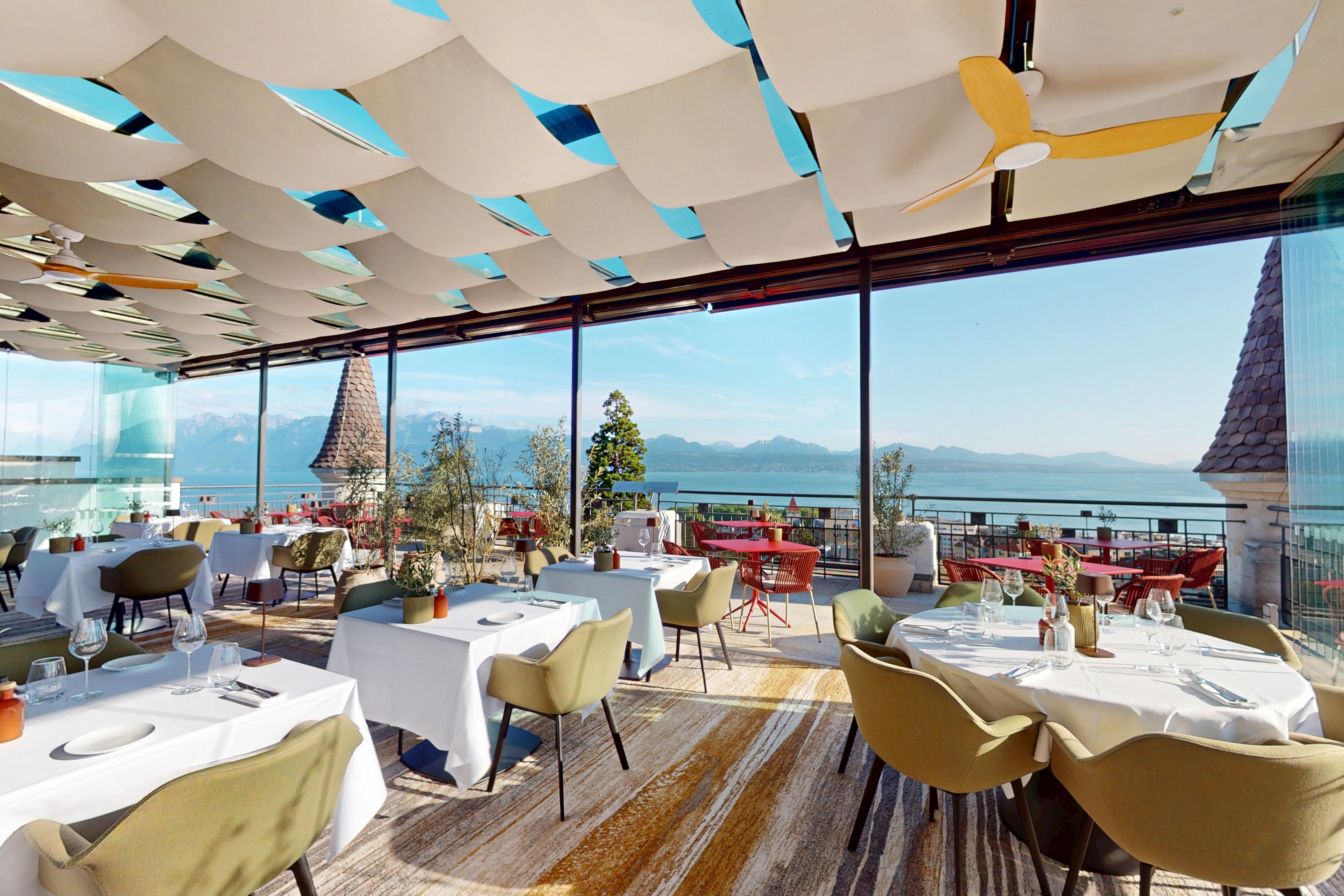 Sky-Lounge-Rooftop-06082026_073633